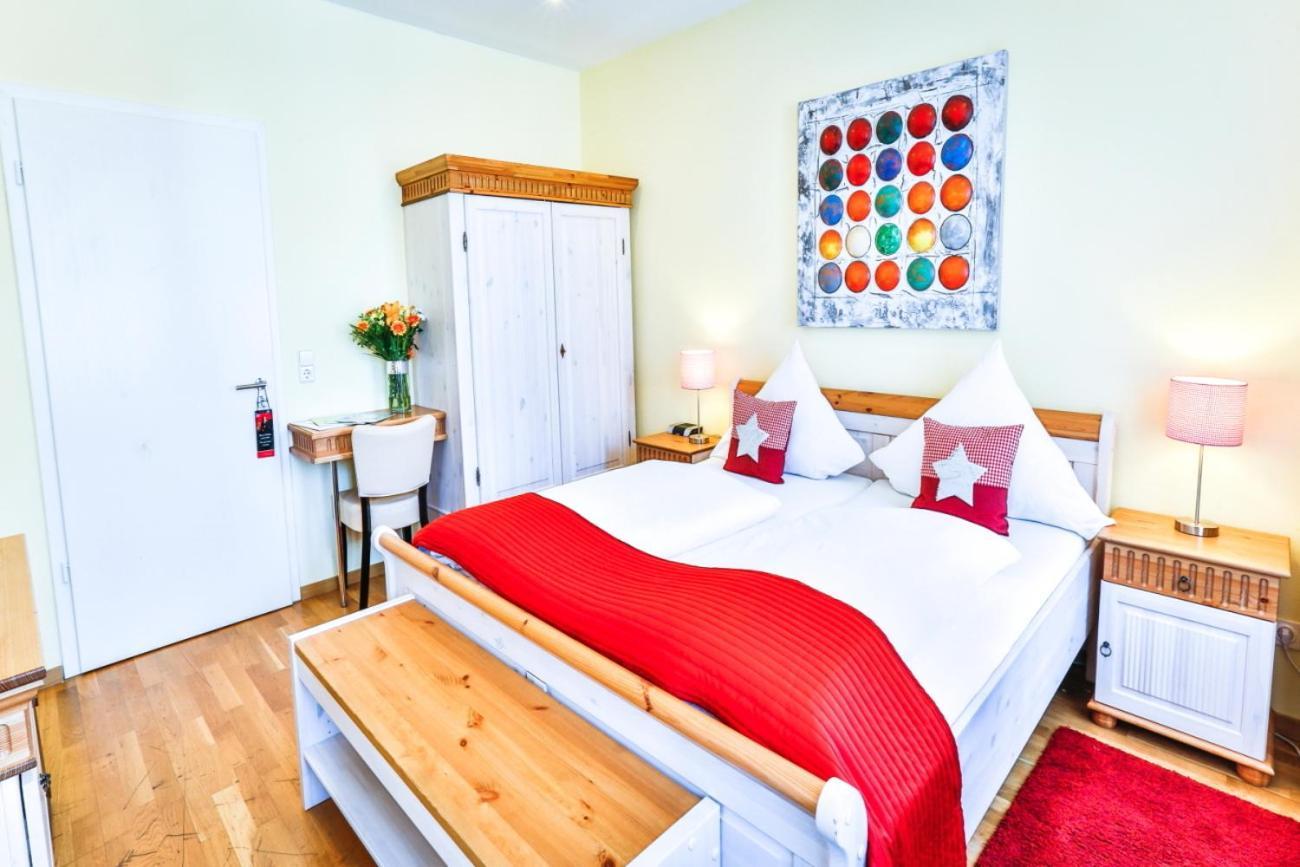 Hotel Zum Goldenen Löwen 3*
